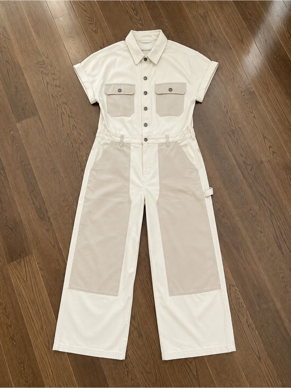 Woolrich Women’s Two Tone Utility Jumpsuit Cream Beige Short Sleeve NWT - Picture 2 of 2